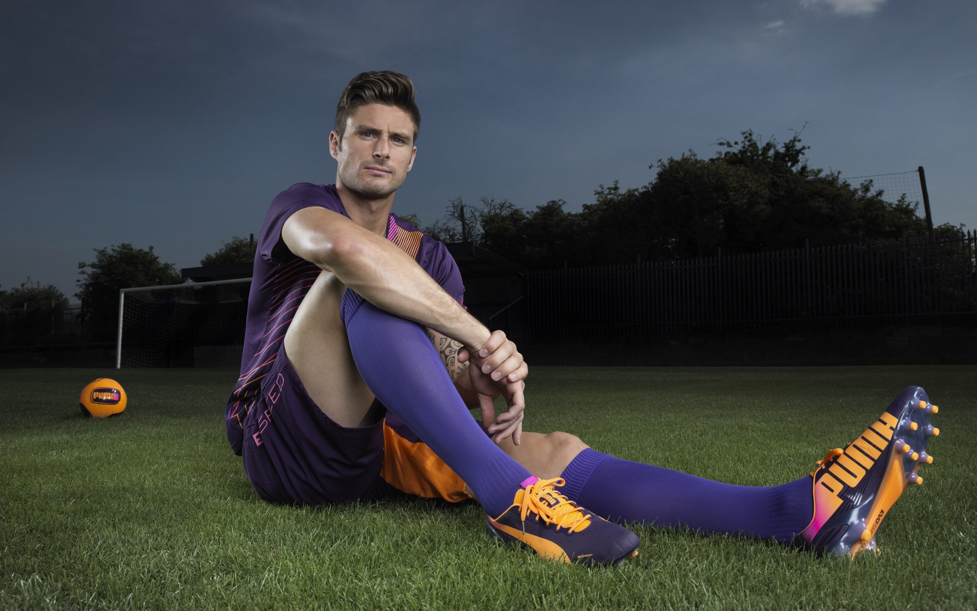 英超顶级对决，精彩反击和神级扑救层出不穷，英超经典对决